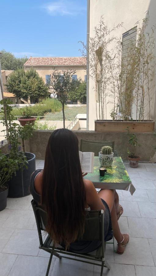 Appartement Au Centre De La Venise Provencale ลีล-ซูร์-ลา-ซอร์ก ภายนอก รูปภาพ